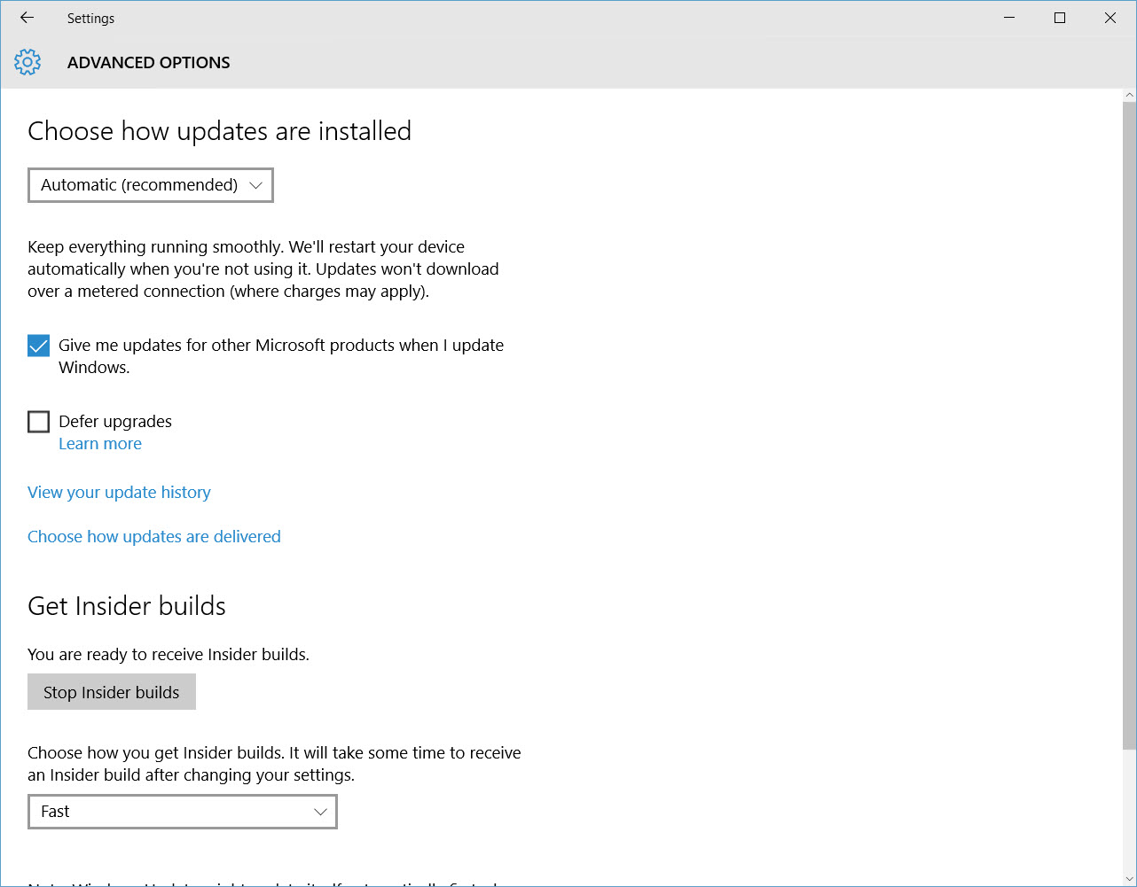 Upgrading to Windows 10 build 10159 (Image Credit: Russell Smith)