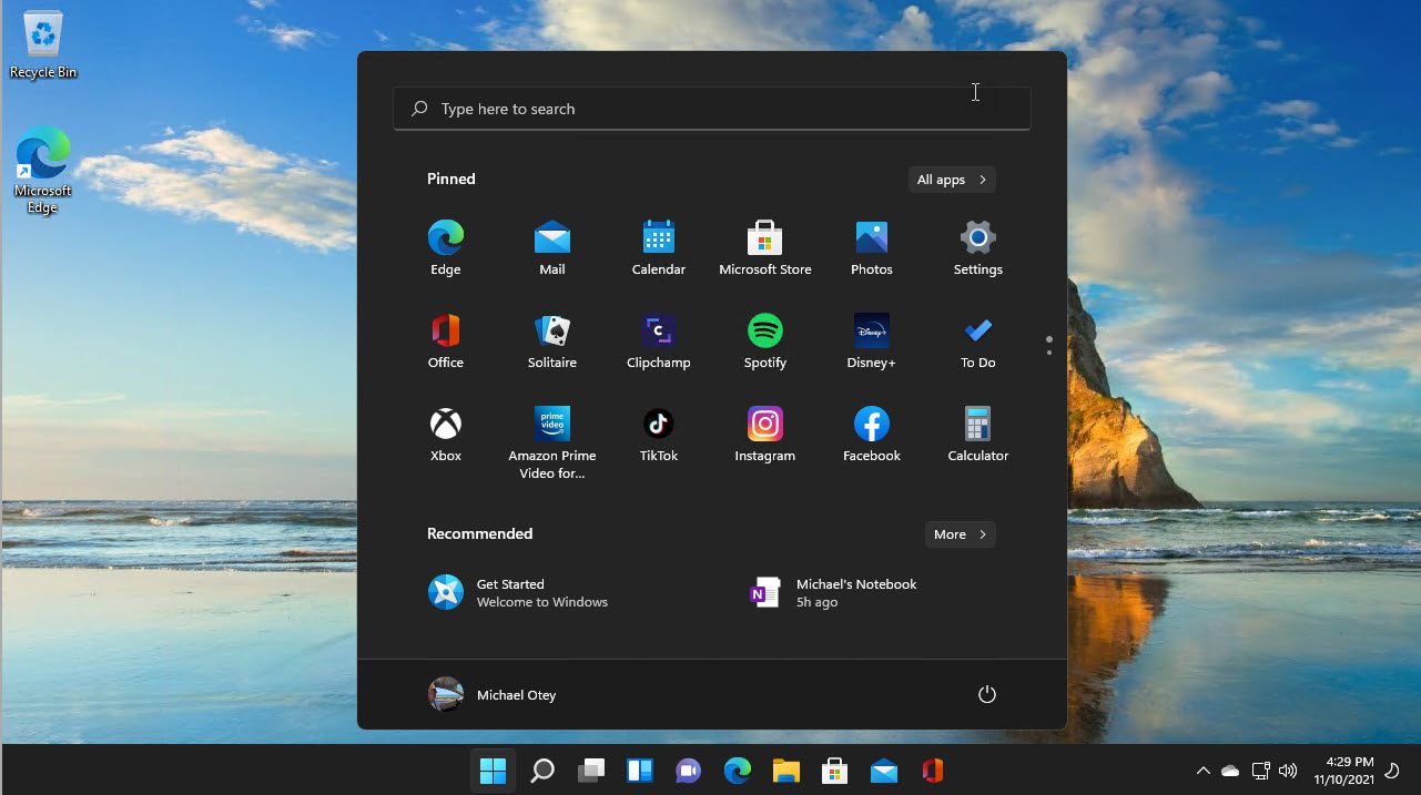 Windows 11 desktop