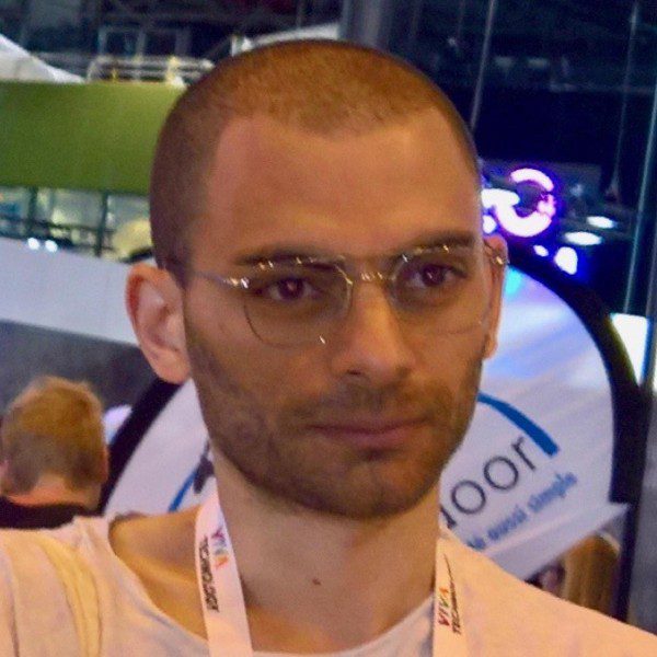 Author avatar - Laurent Giret