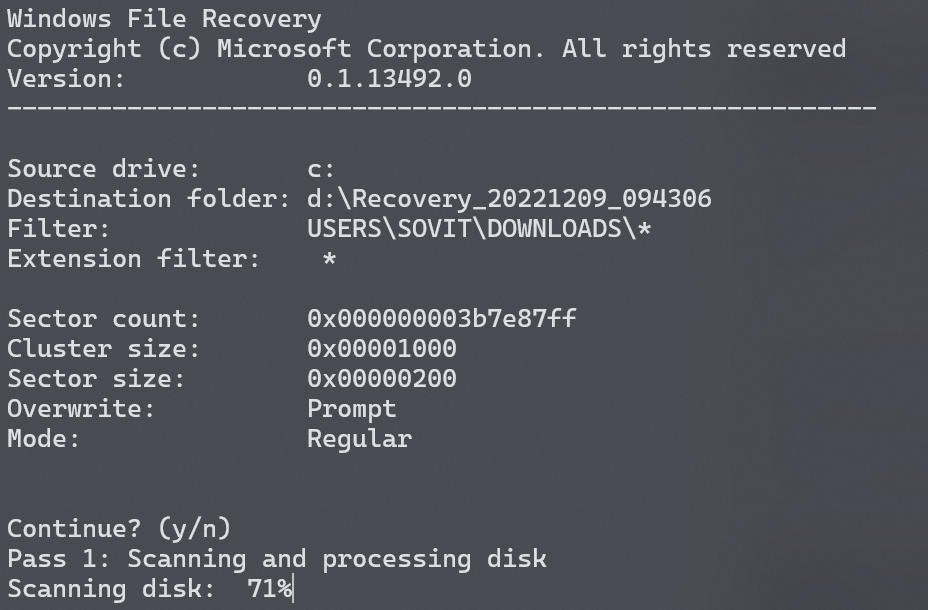 Winfr is doing its thing and searching for deleted files to restore...