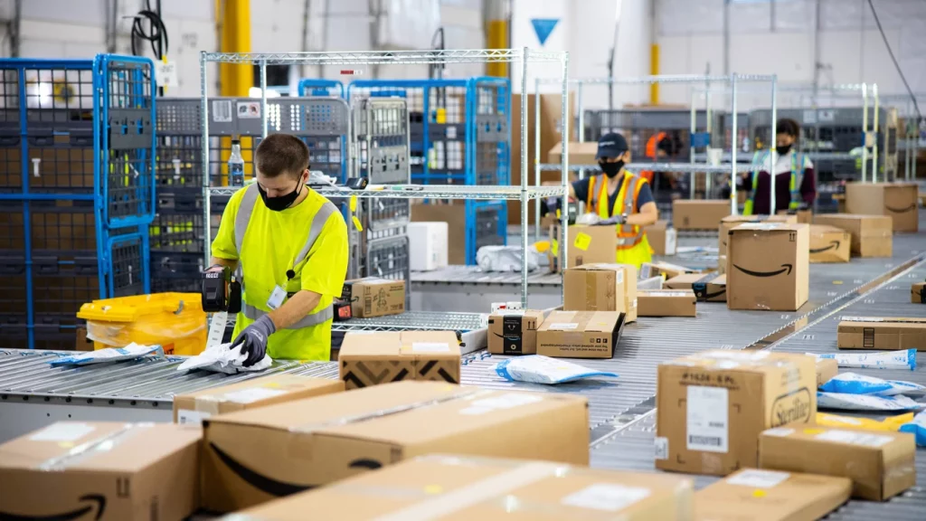 Amazon hired a lot of new employees during the pandemic