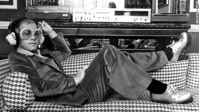 Elton John listens to a Sony HIFI in the 1970s